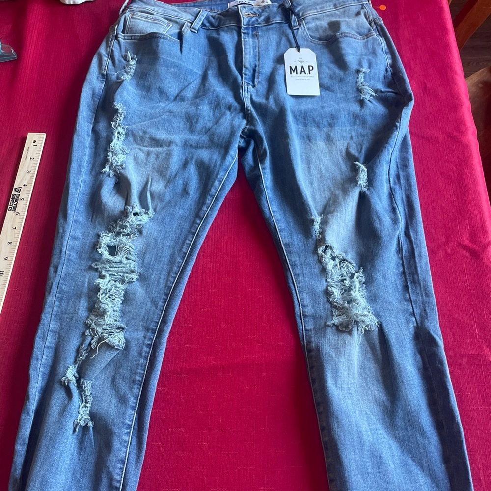 MAP Womens Stretch Jeans 2XL Denim Capri Fringe  Most Attractive People Jeans